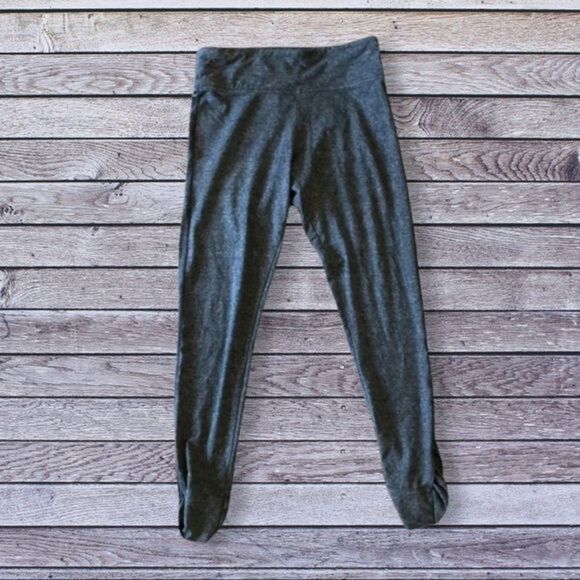 Victoria Sport Cropped Leggings Heather Grey‎ Medium - Picture 2 of 7